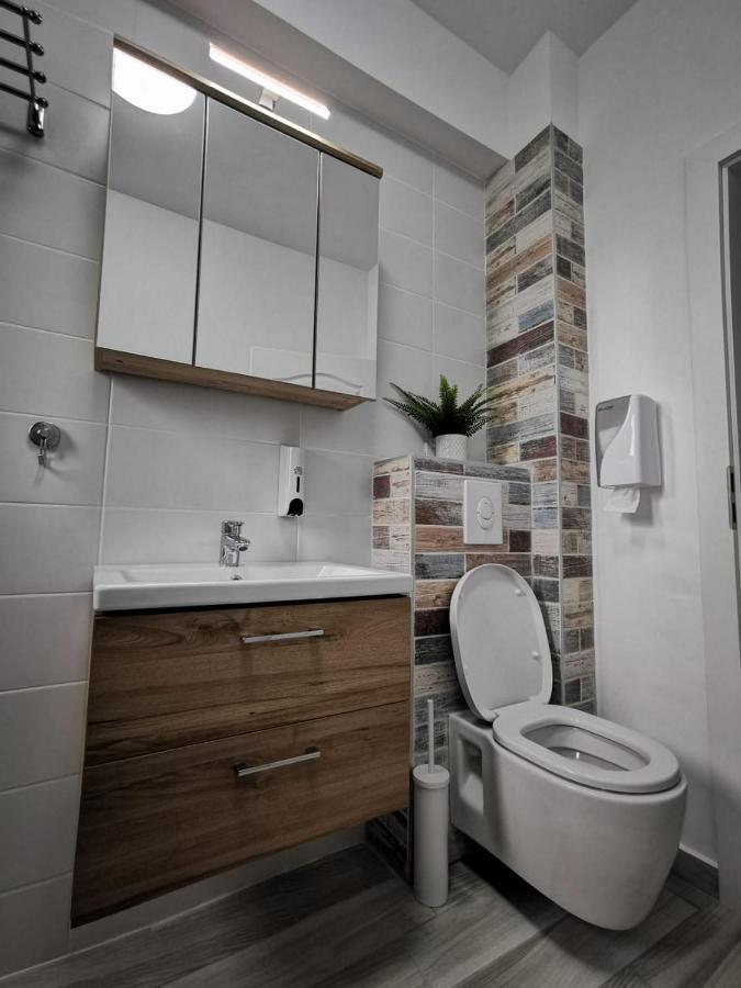Karra Residence Timișoara Buitenkant foto