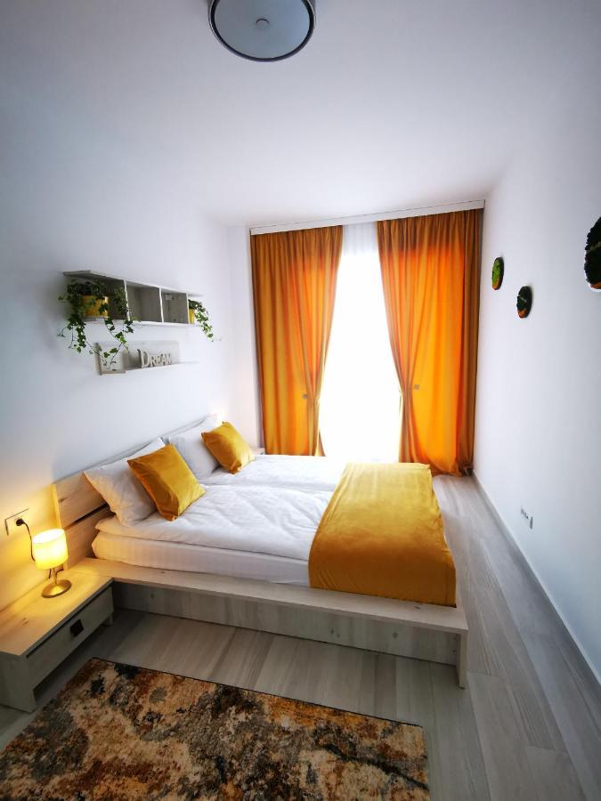 Karra Residence Timișoara Buitenkant foto
